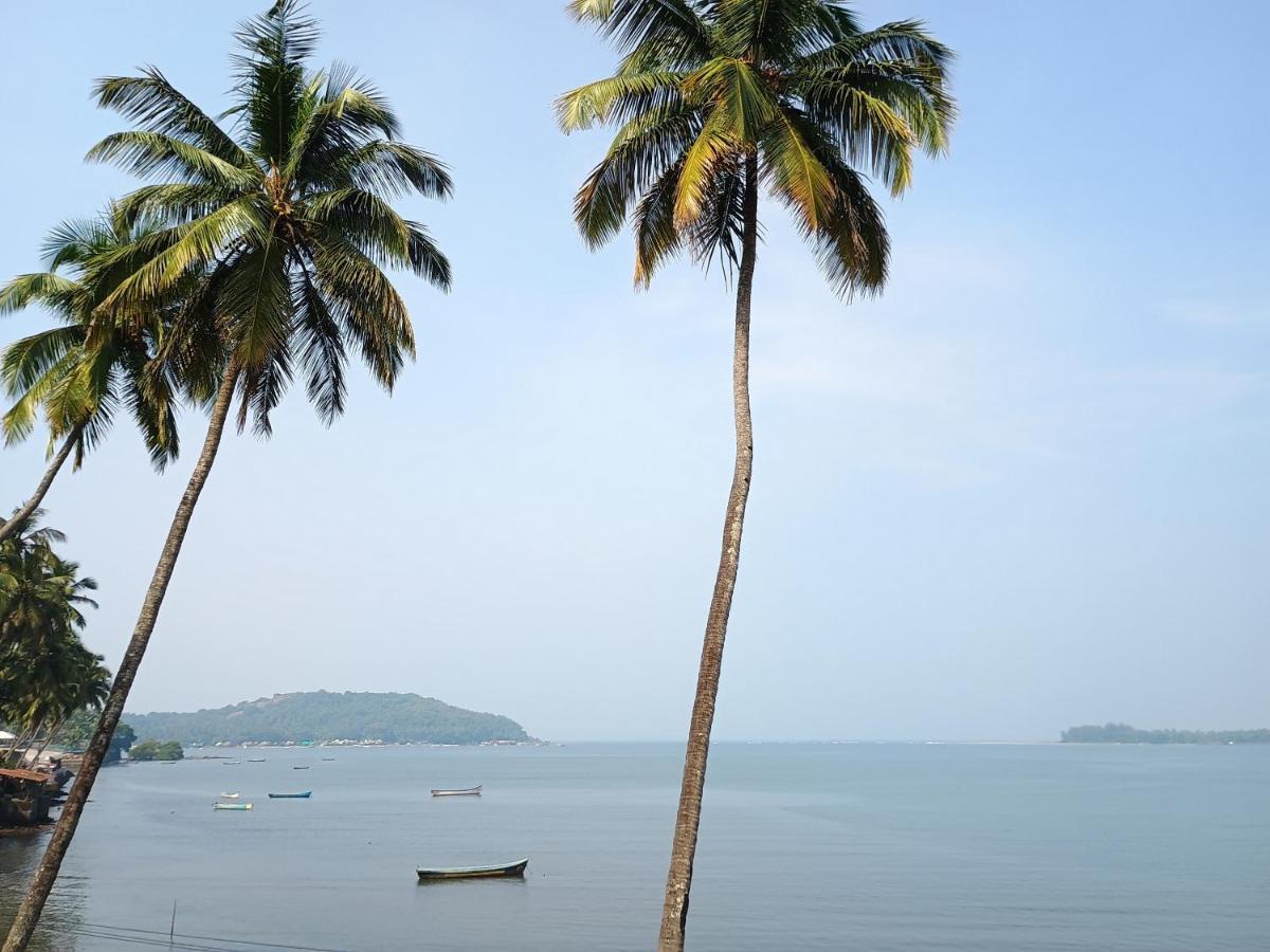 Gs Home On The Bay - Sea & Forest View Glass Studio Vagator Ngoại thất bức ảnh