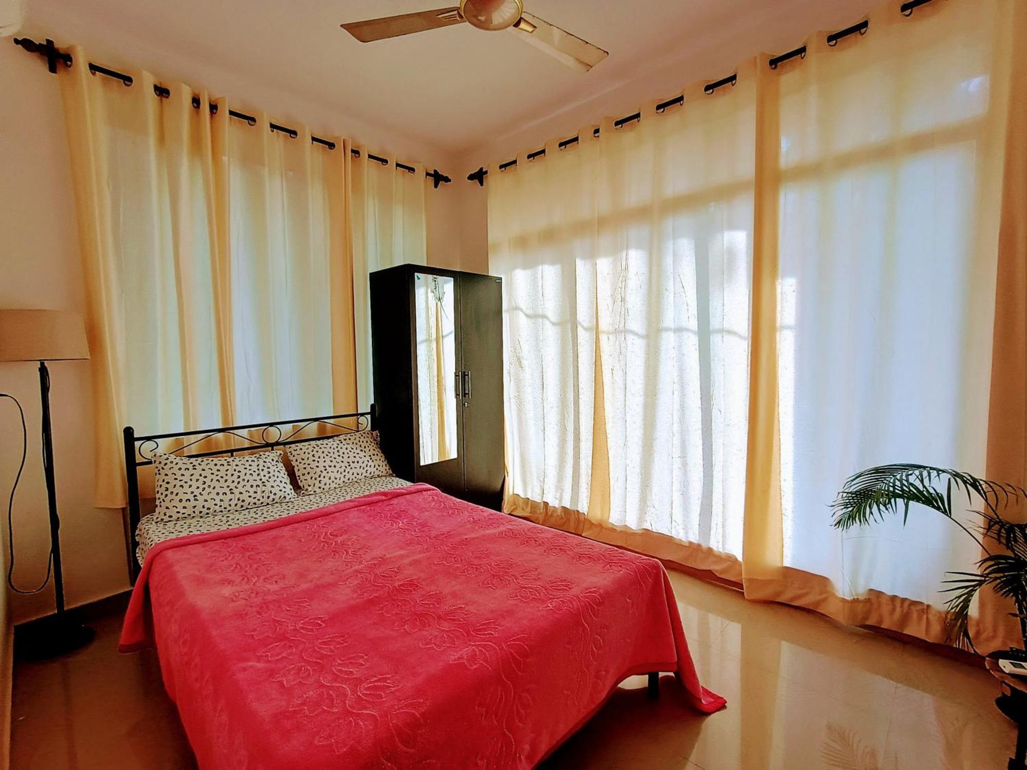 Gs Home On The Bay - Sea & Forest View Glass Studio Vagator Ngoại thất bức ảnh